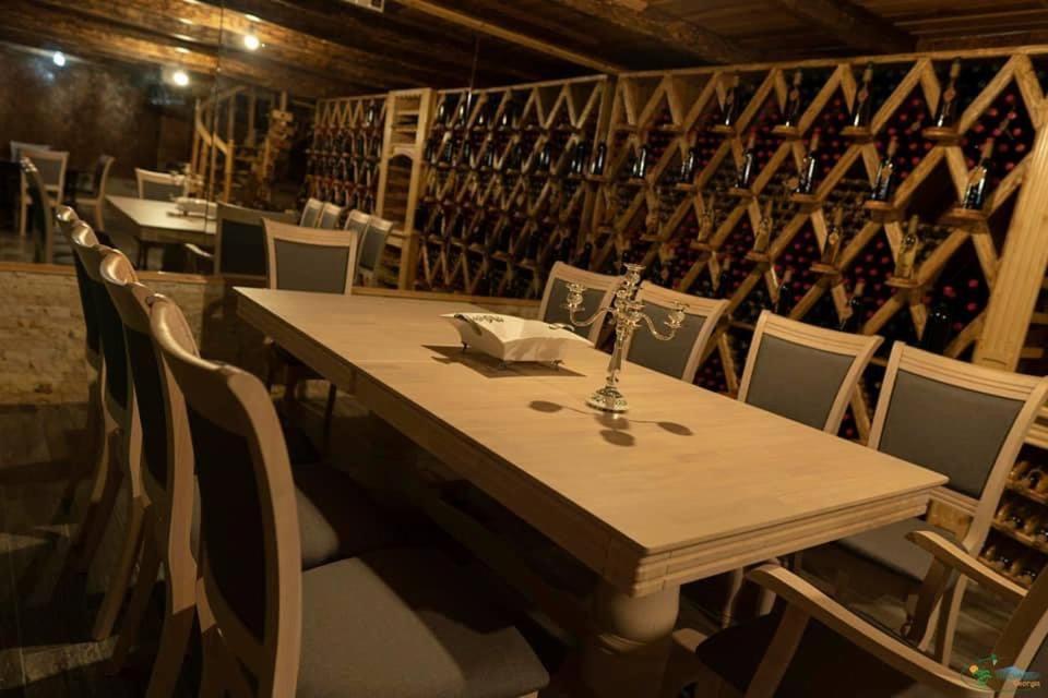 Hotel Guglux &Wine Cellar Telavi Eksteriør bilde