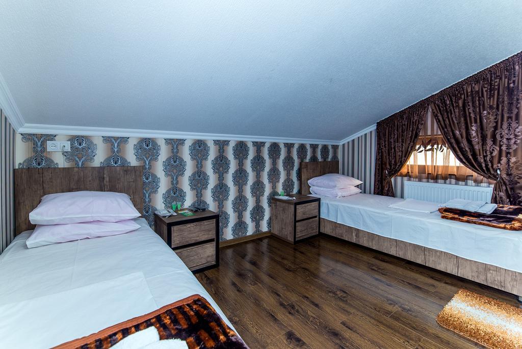 Hotel Guglux &Wine Cellar Telavi Eksteriør bilde